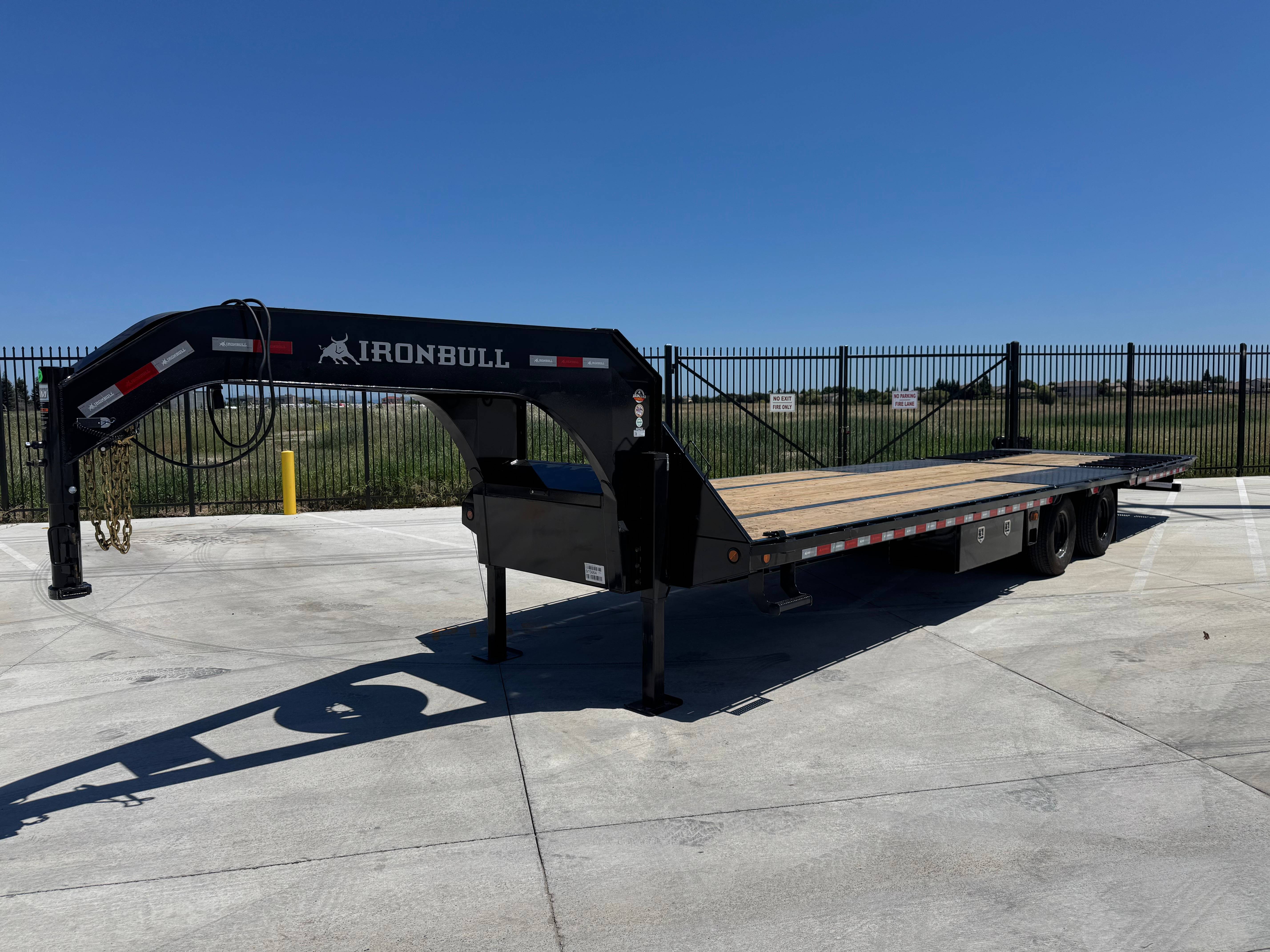 32' Gooseneck Hydraulic Dovetail