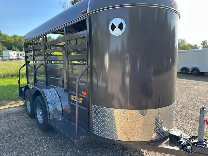 14' livestock trailer for rent in Lindale, TX