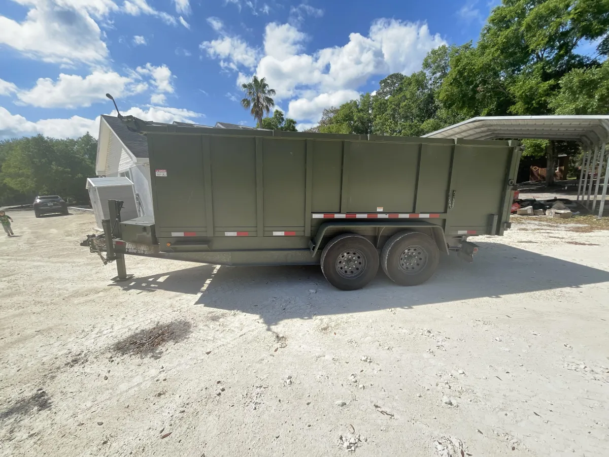16 ft Dump Trailer